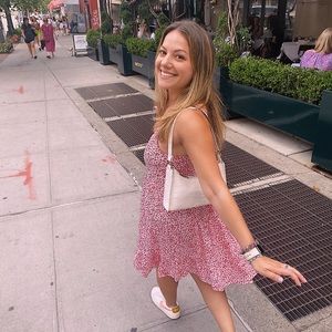 Meet your Posher, Liza